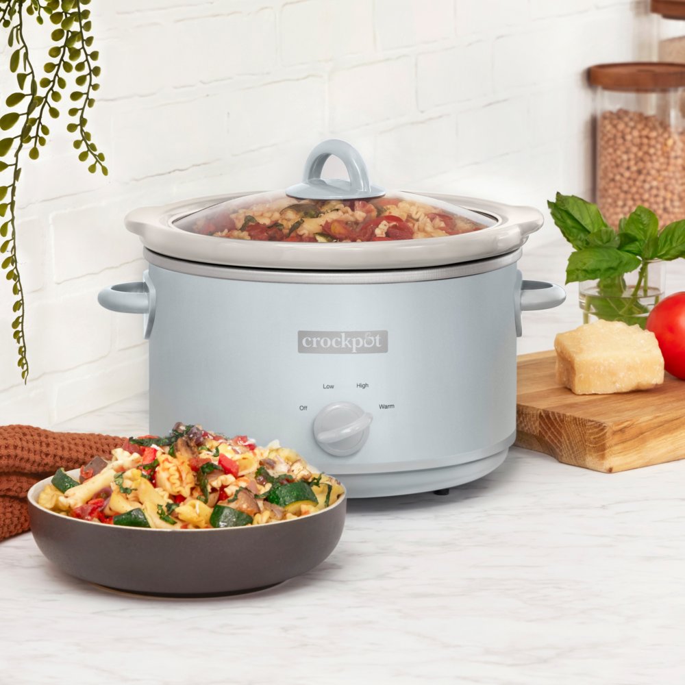 crock-pot-manual-design-series-4-5-quart-slow-cooker-macaroon-blue-v6 DC-39109-Crockpot_2022FallDesigns-Macaron-ATF04-nogfx