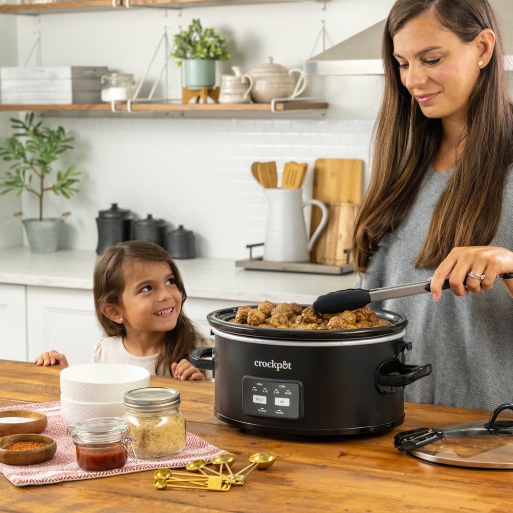 crock-pot-one-touch-control-6-quart-cook-and-carry-slow-cooker-matte-black-w1 Resized_2125185-3